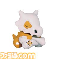 『ポケモン』ブラッキーやカラカラのマスコットガチャが8月上旬発売。特製クッションで思い思いにリラックスする様子にホンワカ