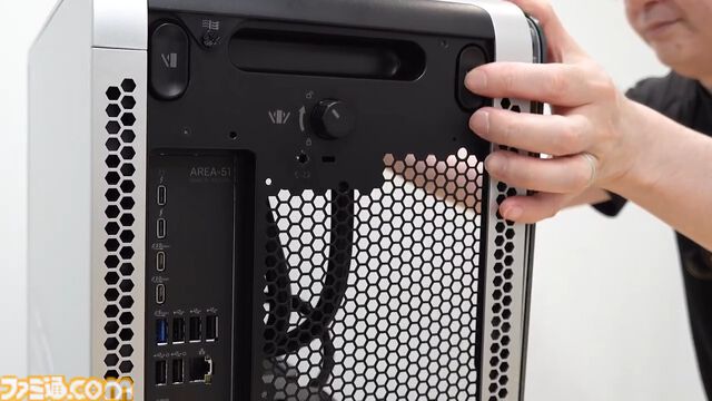 RTX50シリーズ搭載のAlienwareハイエンドゲーミングデスクトップPC“Area-51”の存在感がすさまじい。大型ファンは静音性バッチリで排熱性能も◎
