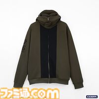 『機動戦士ガンダム』フードを被ってザクIIになれるパーカーが11月発売。ジオンのエンブレムと型式番号もプリント。価格は19,800円[税込]