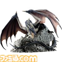 『モンハン』一番くじ再販が本日（7/18）開始。「絶対強者」「砂上のテーブルマナー」など、歴代クエスト名をコンセプトとしたクリアファイルセットが懐かしい
