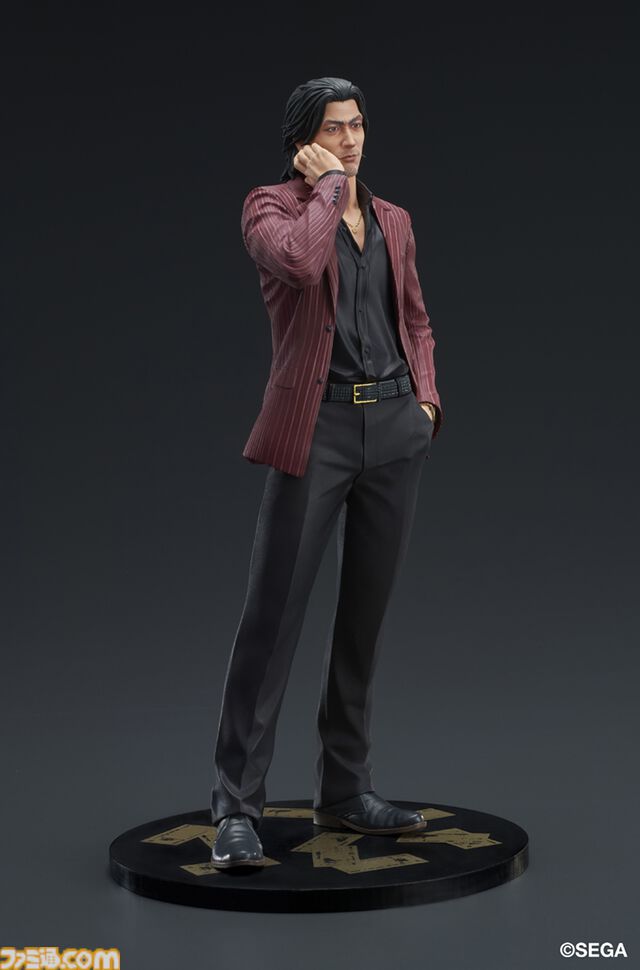 『龍が如く』秋山駿のスタチューフィギュアが11月発売。大金が舞い散るミレニアムタワーの屏風がセガストア特典として付属。桐生フィギュアも再販決定