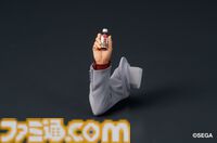 『龍が如く』秋山駿のスタチューフィギュアが11月発売。大金が舞い散るミレニアムタワーの屏風がセガストア特典として付属。桐生フィギュアも再販決定