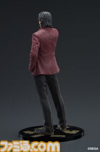 『龍が如く』秋山駿のスタチューフィギュアが11月発売。大金が舞い散るミレニアムタワーの屏風がセガストア特典として付属。桐生フィギュアも再販決定