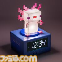 『マイクラ』光るウーパールーパーの目覚まし時計が8月上旬に発売。お金を守るオオカミの貯金箱も11月下旬より登場。ちょこんとした姿がかわいい