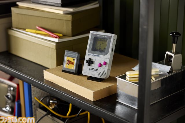 初代ゲームボーイを実物に近いスケールで再現した大人向けレゴが10月1日に発売。7月25日より予約開始、『ゼルダの伝説 夢をみる島』『スーパーマリオランド』も付属