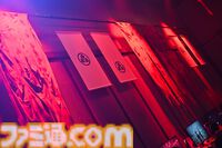 『サイレントヒルf』メディアイベント、囲みインタビューの模様をお届け。来場者たちには、美しくもおぞましいケーキも振舞われた……。