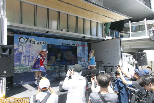 『オズ リライト』先行レビュー。スマホが普及したおとぎの国に異世界転移。アニメRPGはSNSのやり取りから見えるキャラ同士の“関係性”にグッとくる