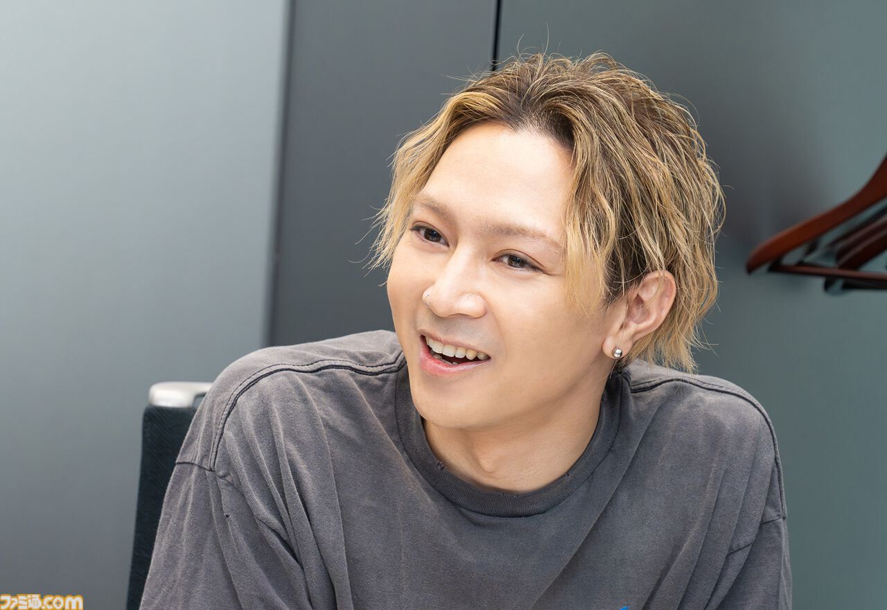 舞台『幻想水滸伝』インタビュー。登場人物の愛しいシーンを取りこぼさない脚本。“中屋敷さんのあまりの熱量でボールペンが壊れた”というエピソードも