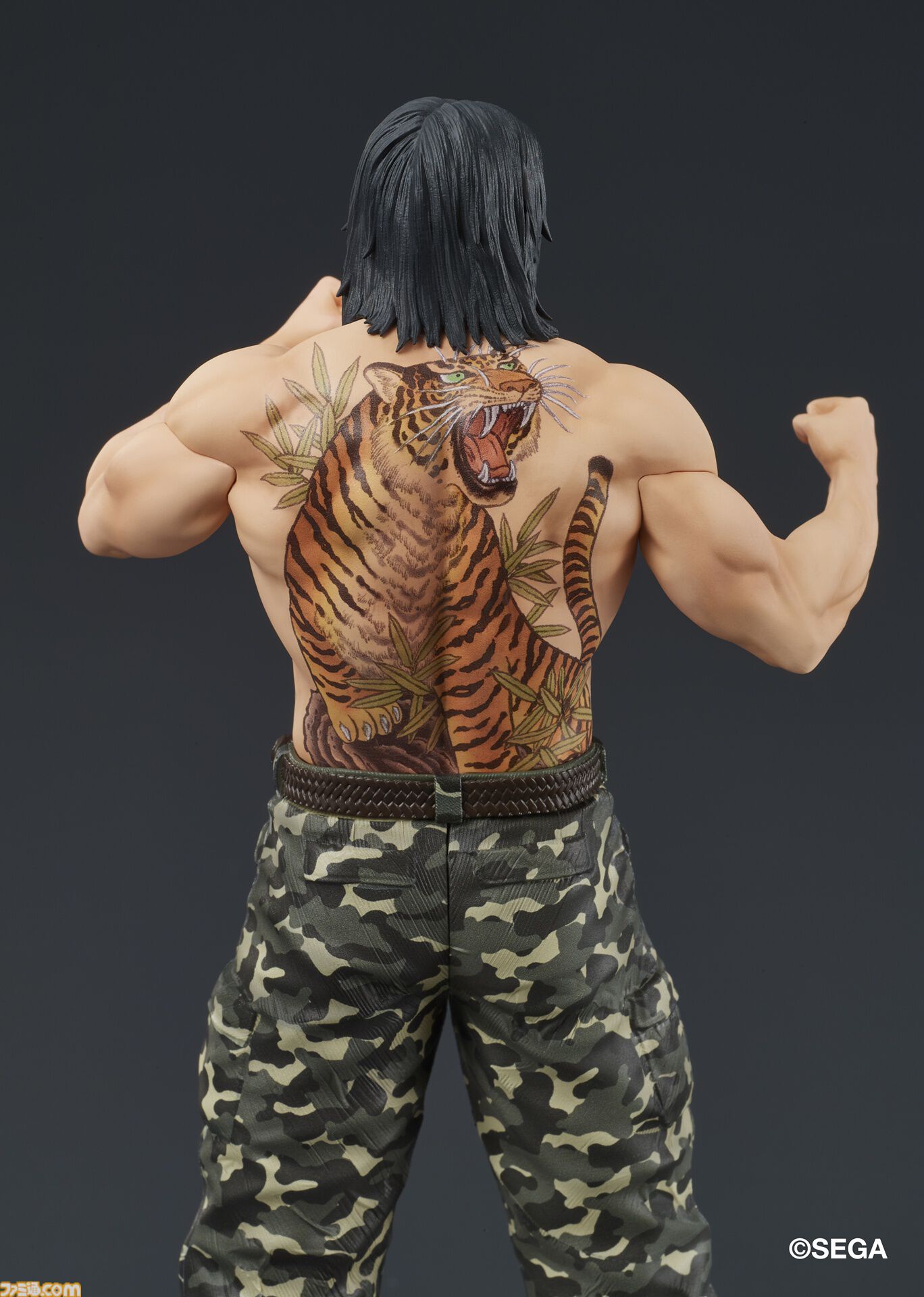 画像ページ (35/41) 『龍が如く』刺青姿の冴島大河スタチュー