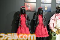 【ネタバレ注意】『NieR』シリーズ15周年展覧会が開幕！ 等身大2Bやママなどの立体物、思い出のシーンやセリフ、多数の関係者コメントなど、さまざまな形で作品の“記録”を展示。最後の“思い出の場所”は必見