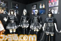 【ネタバレ注意】『NieR』シリーズ15周年展覧会が開幕！ 等身大2Bやママなどの立体物、思い出のシーンやセリフ、多数の関係者コメントなど、さまざまな形で作品の“記録”を展示。最後の“思い出の場所”は必見