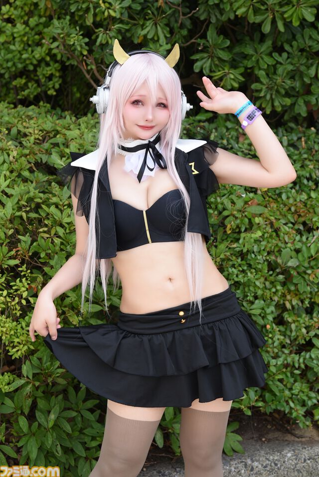 【コスプレ】『ステラーブレイド』イヴや『X-MEN』サイロックはリアルでもかっこいい！ 『NIKKE』『パンスト』『アズレン』など、注目レイヤー多数の“ワンフェス2025[夏]”リポート