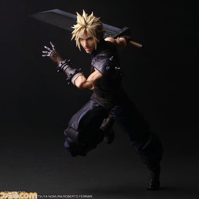 『FF7 リバース』クラウド・ストライフが“PLAY ARTS真”になって登場。自由度の高いポーズがつけられるアクションフィギュア。バスターソードにはめ込めるマテリアも付属