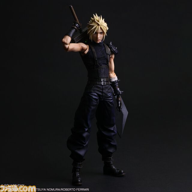 『FF7 リバース』クラウド・ストライフが“PLAY ARTS真”になって登場。自由度の高いポーズがつけられるアクションフィギュア。バスターソードにはめ込めるマテリアも付属