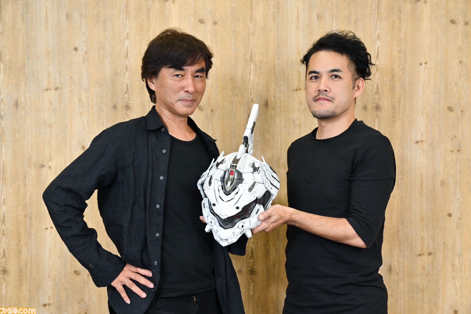【デモエク新作】『デモンエクスマキナ タイタニックサイオン』河森正治氏×佃健一郎氏インタビュー。すべてのデザイナー必見。『マクロス』作者でメカデザインの一流・河森正治氏が語る“デザイン論”