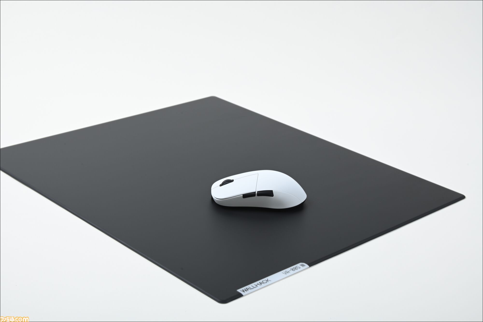 WALLHACK VA-005 ブラックマウスパッド VA-005 Black Glass Gaming Mousepad | Wallhack