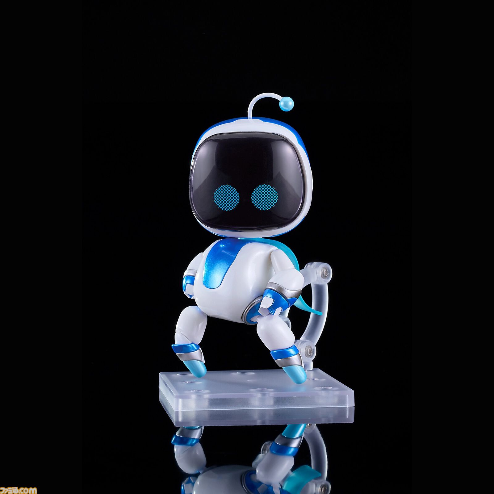 アストロボット』メタリックカラーの“ねんどろいど アストロ”が9