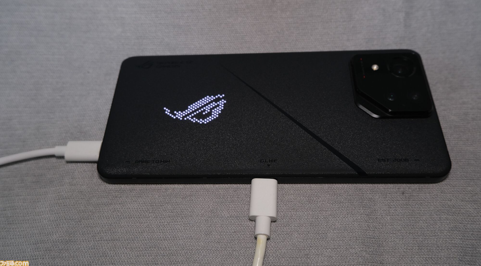 ROG Phone 8が5月17日発売。待望のおサイフケータイ対応、Snapdragon8 Gen 3と24GBメモリ搭載のハイパワーゲーミングスマホ