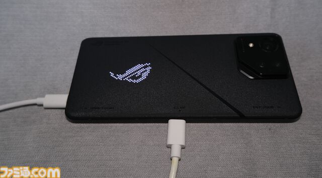 ROG Phone 8が5月17日発売。待望のおサイフケータイ対応、Snapdragon8 Gen 3と24GBメモリ搭載のハイパワーゲーミングスマホ
