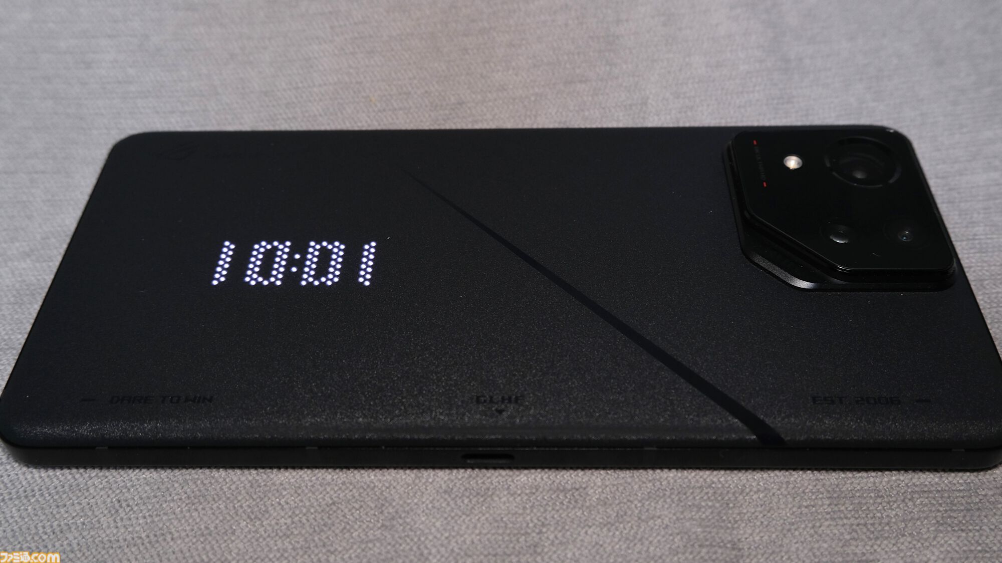 ROG Phone 8が5月17日発売。待望のおサイフケータイ対応、Snapdragon8 Gen 3と24GBメモリ搭載のハイパワーゲーミングスマホ