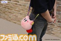『星のカービィ』カービィとワドルディの“だきつきポシェット”がかわいい。新作プライズが9月上旬より順次展開