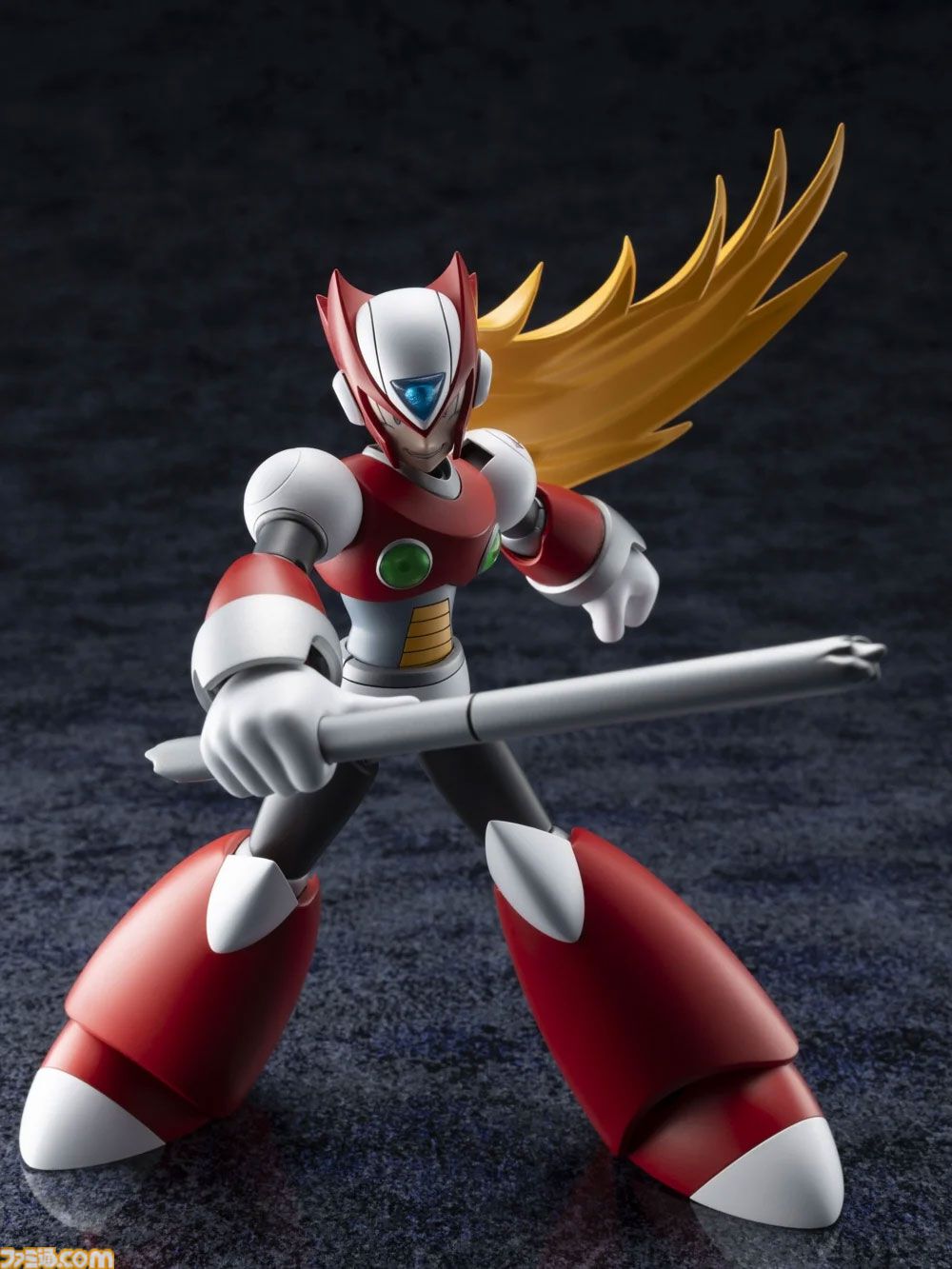 ロックマンX』1作目のゼロがプラモ化。ボーナスパーツはイレギュラー