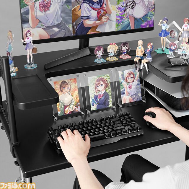【バウヒュッテ】今あるデスクをフィギュアやアクスタを飾れる“推し活デスク”に。デスクラック＆タペストリー専用ハンガーが登場