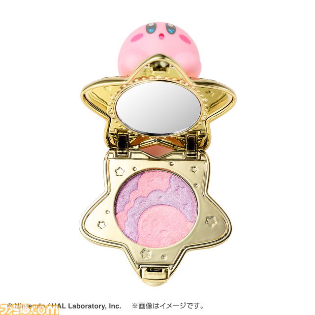 『星のカービィ』新作コスメが登場。カービィが乗ったワープスター型パウダーケースがかわいい。パウダーはカービィと雲をイメージした2色