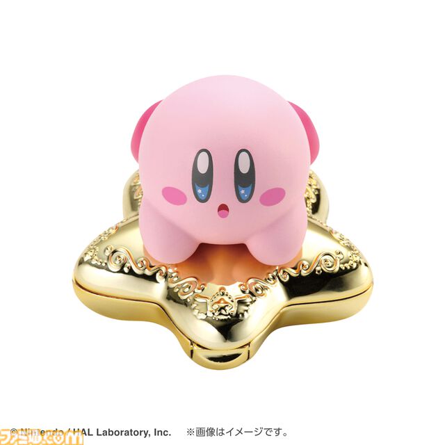 『星のカービィ』新作コスメが登場。カービィが乗ったワープスター型パウダーケースがかわいい。パウダーはカービィと雲をイメージした2色