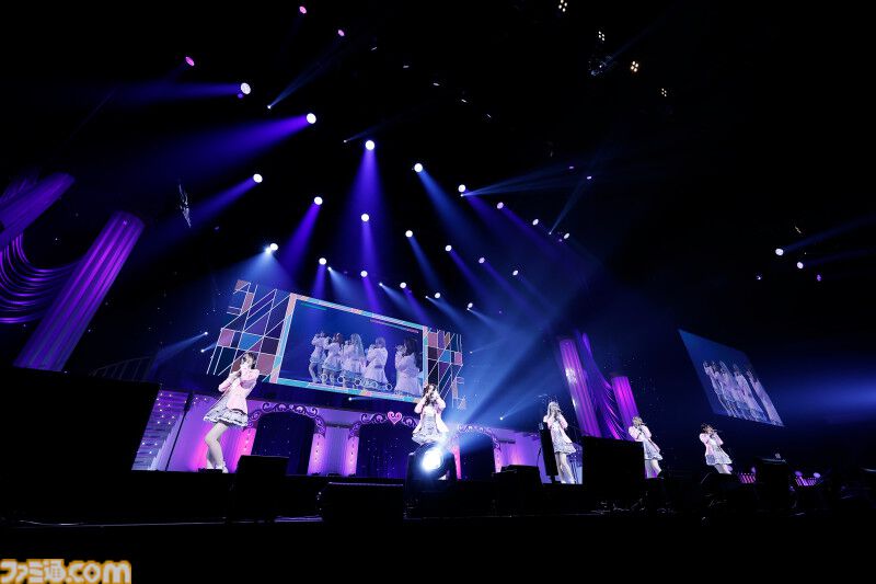 『デレステ』10周年ツアー千秋楽公演の1日目をリポート。“CINDERELLA BAND”とDJぴにゃも参戦して珠玉の楽曲の数々を届ける