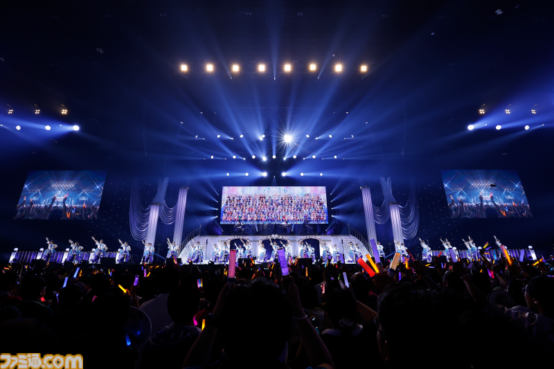 『デレステ』10周年ツアー千秋楽公演の2日目をリポート。新旧織り交ぜた約50曲を披露。シンデレラたちの歩みは止まらないことを示した、熱気に包まれたメモリアルステージ