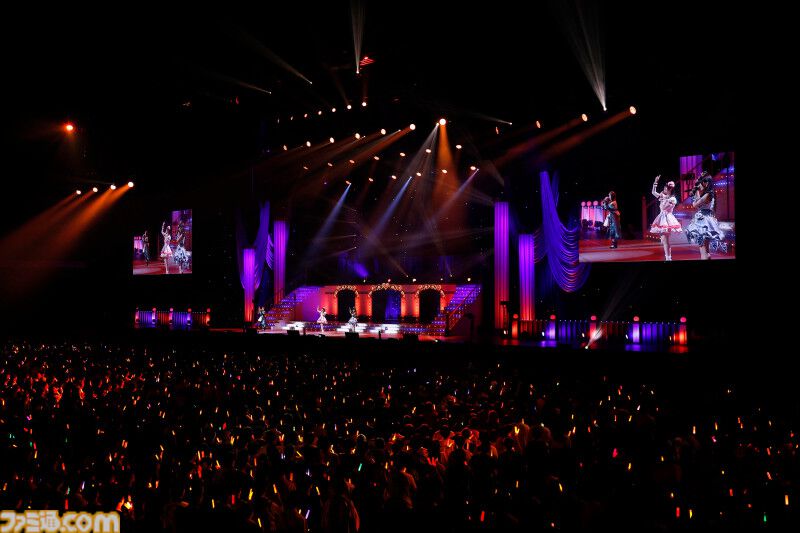 『デレステ』10周年ツアー千秋楽公演の2日目をリポート。新旧織り交ぜた約50曲を披露。シンデレラたちの歩みは止まらないことを示した、熱気に包まれたメモリアルステージ