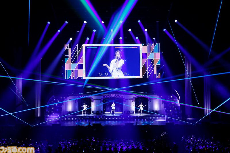 『デレステ』10周年ツアー千秋楽公演の2日目をリポート。新旧織り交ぜた約50曲を披露。シンデレラたちの歩みは止まらないことを示した、熱気に包まれたメモリアルステージ