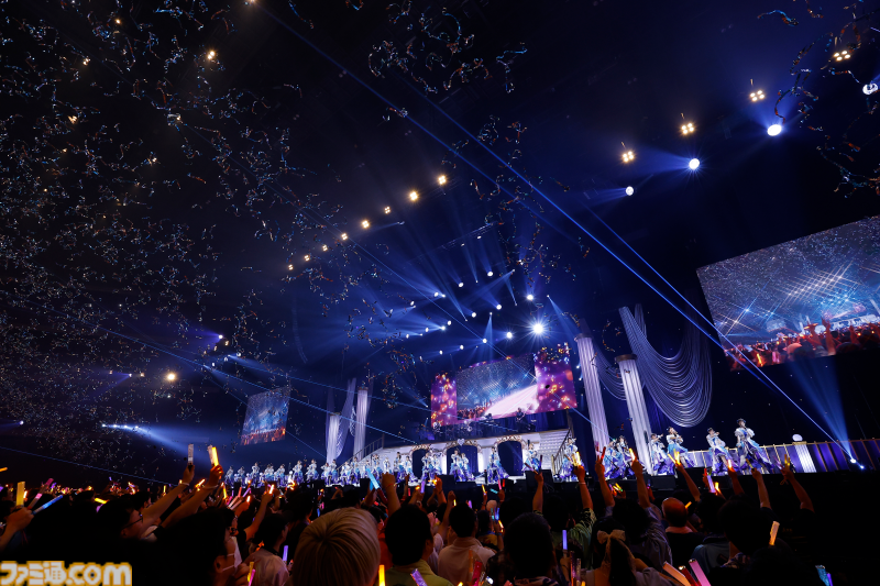 『デレステ』10周年ツアー千秋楽公演の2日目をリポート。新旧織り交ぜた約50曲を披露。シンデレラたちの歩みは止まらないことを示した、熱気に包まれたメモリアルステージ