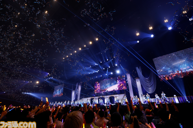 『デレステ』10周年ツアー千秋楽公演の2日目をリポート。新旧織り交ぜた約50曲を披露。シンデレラたちの歩みは止まらないことを示した、熱気に包まれたメモリアルステージ