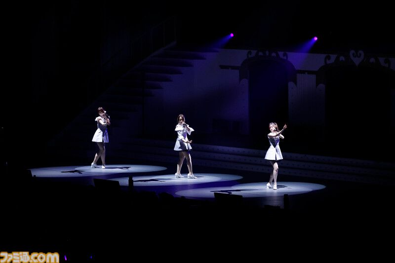 『デレステ』10周年ツアー千秋楽公演の2日目をリポート。新旧織り交ぜた約50曲を披露。シンデレラたちの歩みは止まらないことを示した、熱気に包まれたメモリアルステージ