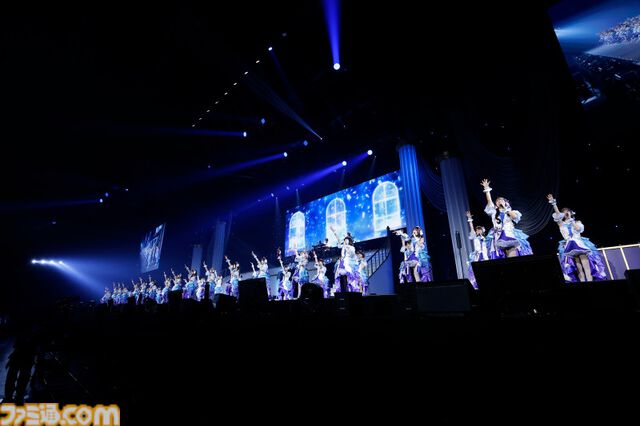 『デレステ』10周年ツアー千秋楽公演の2日目をリポート。新旧織り交ぜた約50曲を披露。シンデレラたちの歩みは止まらないことを示した、熱気に包まれたメモリアルステージ