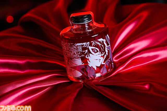 『ペルソナ5 ザ・ロイヤル』メメントスコーラ発表。あの奇妙な世界をモチーフにしたクラフトコーラ。おしゃれなカウンターマットも【P5R】