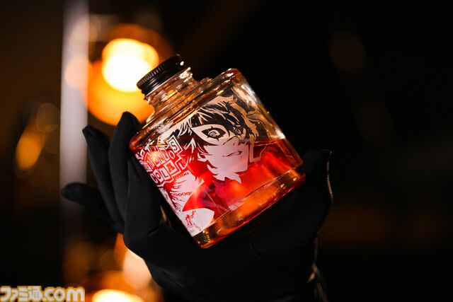 『ペルソナ5 ザ・ロイヤル』メメントスコーラ発表。あの奇妙な世界をモチーフにしたクラフトコーラ。おしゃれなカウンターマットも【P5R】