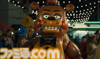 【実写FNaF】映画『ファイブ・ナイツ・アット・フレディーズ２』2026年1月23日に日本公開。マスコットたちが街のいたる場所に出没し…