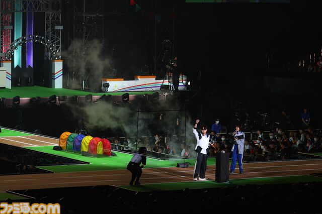 『学マス』クラス対抗初星大運動会1日目リポート。メンバーどうしが白熱する運動会から、アイドルの魅力が詰まった朗読劇に、ライブパートも楽しめるボリューム満点のイベントに