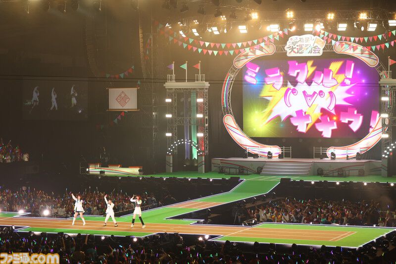 『学マス』クラス対抗初星大運動会1日目リポート。メンバーどうしが白熱する運動会から、アイドルの魅力が詰まった朗読劇に、ライブパートも楽しめるボリューム満点のイベントに