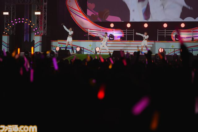 『学マス』クラス対抗初星大運動会1日目リポート。メンバーどうしが白熱する運動会から、アイドルの魅力が詰まった朗読劇に、ライブパートも楽しめるボリューム満点のイベントに