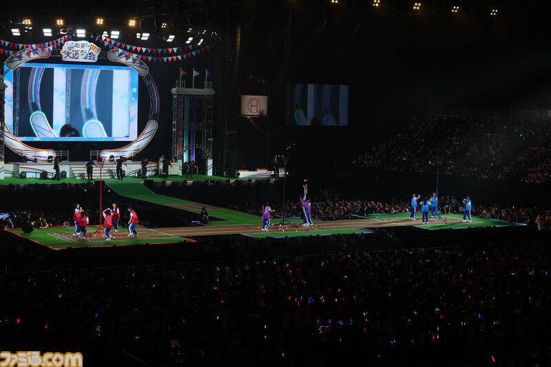 『学マス』クラス対抗初星大運動会1日目リポート。メンバーどうしが白熱する運動会から、アイドルの魅力が詰まった朗読劇に、ライブパートも楽しめるボリューム満点のイベントに