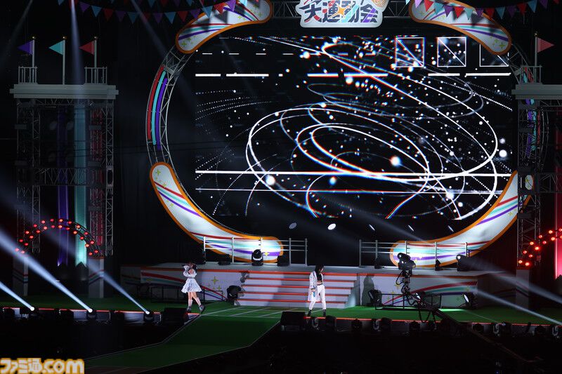 『学マス』クラス対抗初星大運動会1日目リポート。メンバーどうしが白熱する運動会から、アイドルの魅力が詰まった朗読劇に、ライブパートも楽しめるボリューム満点のイベントに