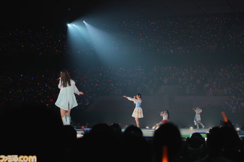 『学マス』クラス対抗初星大運動会1日目リポート。メンバーどうしが白熱する運動会から、アイドルの魅力が詰まった朗読劇に、ライブパートも楽しめるボリューム満点のイベントに