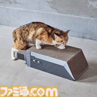 『ドラクエ』チワワやポメラニアンが乗れるスライムのペットカートがかわいい。愛犬たちとの時間をより楽しくする新グッズが9月27日に発売【SQEX PETs】