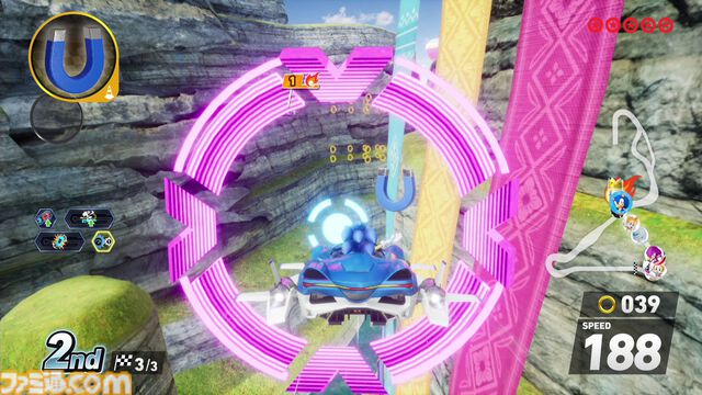 『ソニックレーシング クロスワールド』攻略ガイド。レースに役立つテクニックと知識を身に付けて世界中のライバルたちとネットワーク対戦で盛り上がろう！