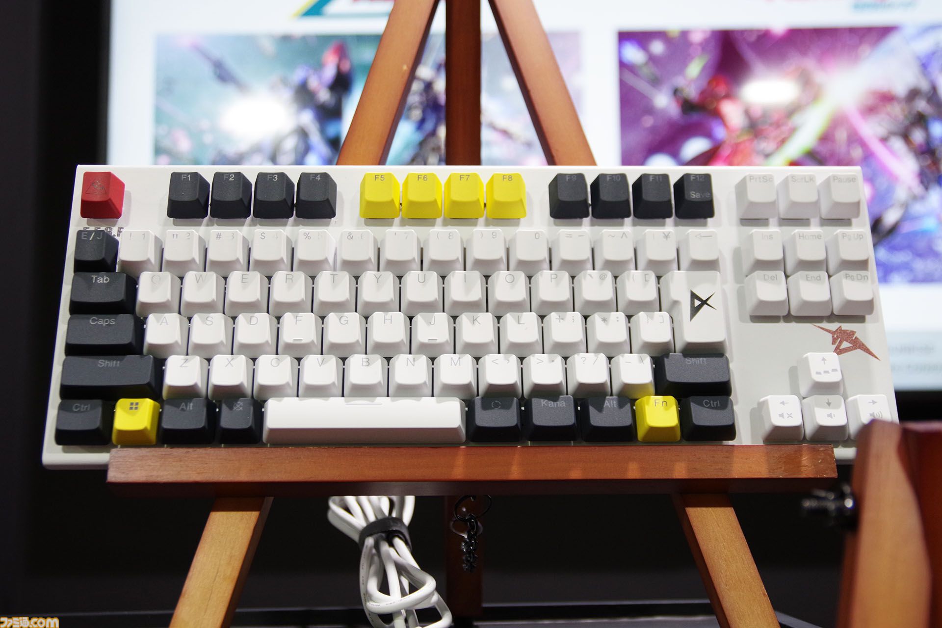 【REALFORCE】『Zガンダム』＆『逆襲のシャア』とコラボ。Zガンダム、百式、νガンダム、サザビーがゲーミングキーボード『GX1』に【TGS2025】