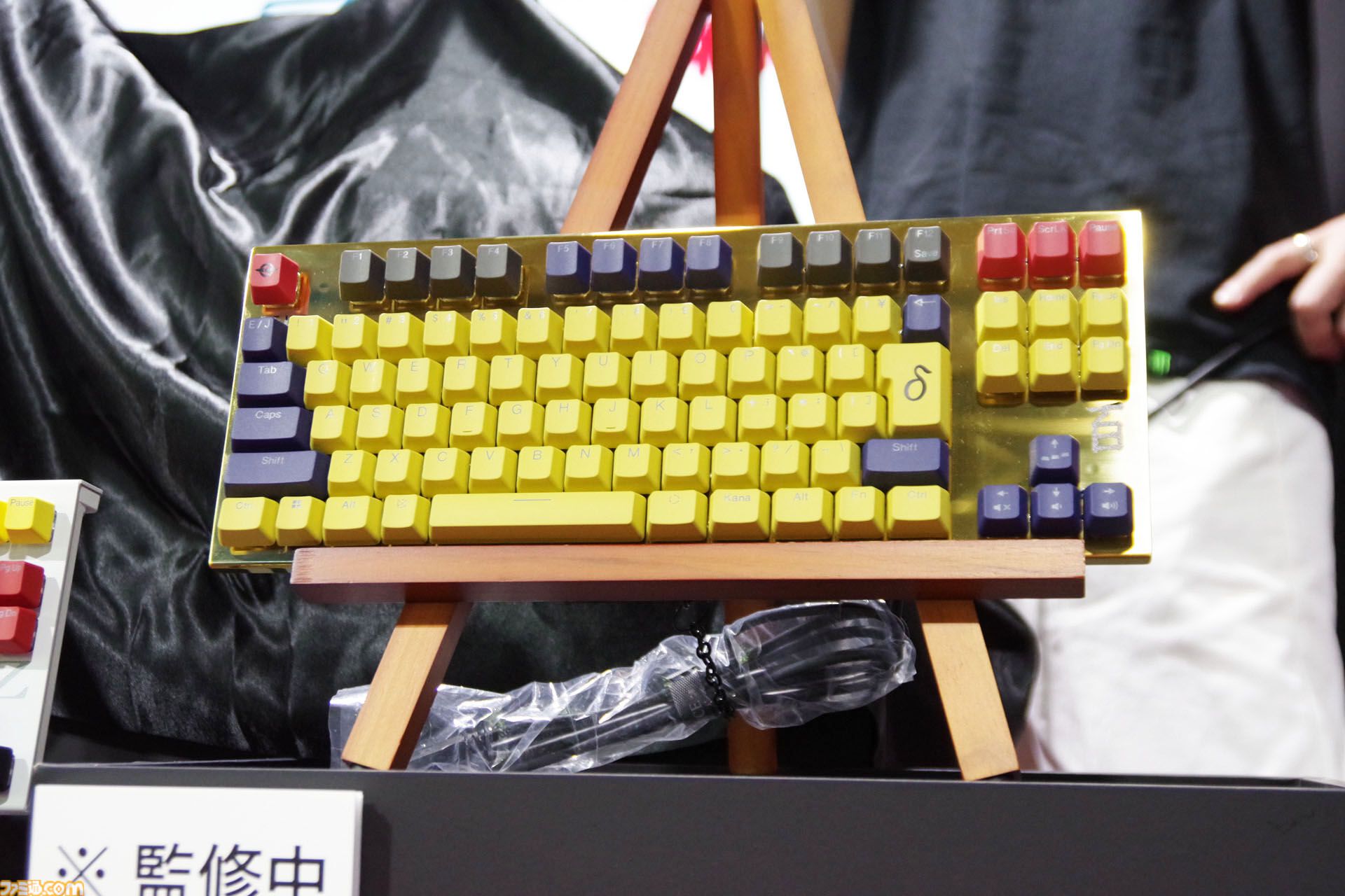 【REALFORCE】『Zガンダム』＆『逆襲のシャア』とコラボ。Zガンダム、百式、νガンダム、サザビーがゲーミングキーボード『GX1』に【TGS2025】